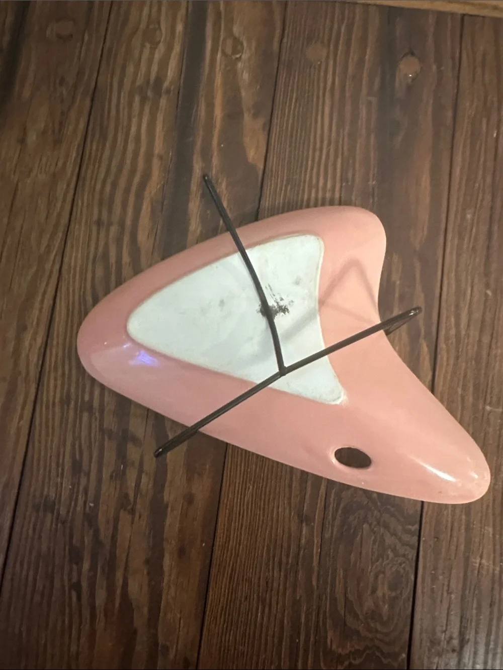 Mid-century modern ashtray Pink Ceramic with wire stand